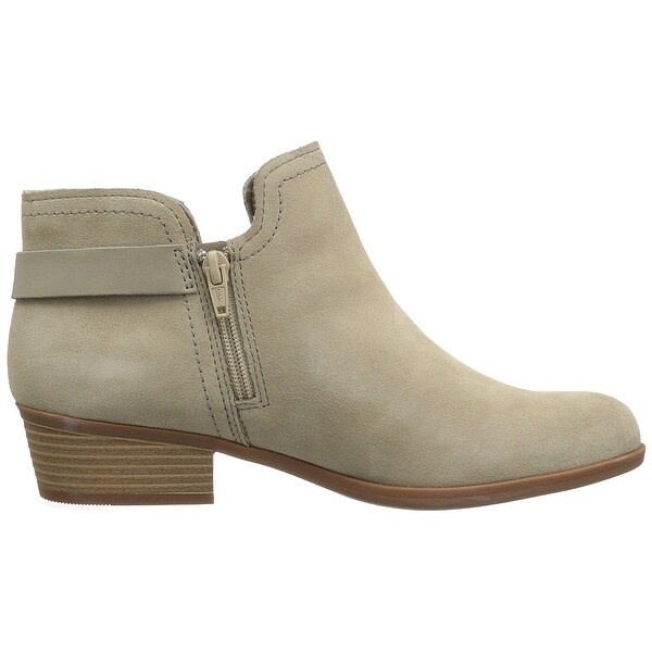 clarks women's addiy carisa ankle boot