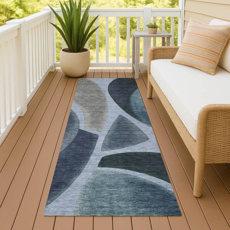 Machine Washable Indoor/ Outdoor Modern Hays Chantille Rug - Denim - 2'3" x 7'6"