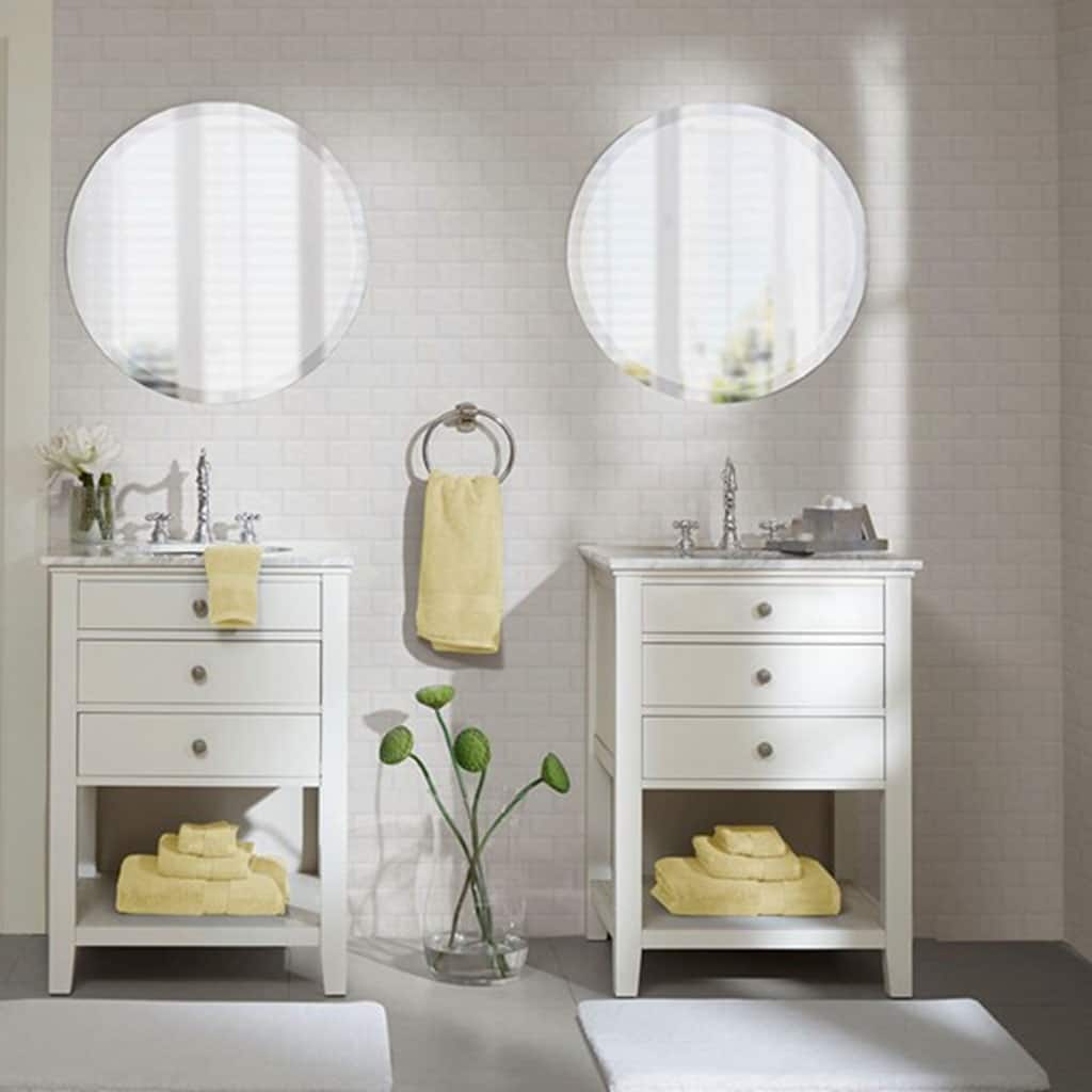 One hundred percent Cotton 8 Piece Antimicrobial Towel Set