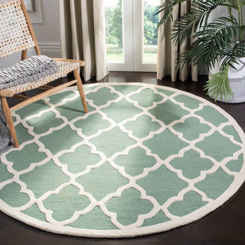 SAFAVIEH Handmade Cambridge Justina Modern Moroccan Wool Rug