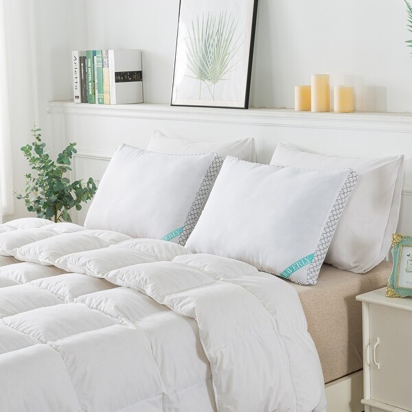 Extra wide top gusset pillow