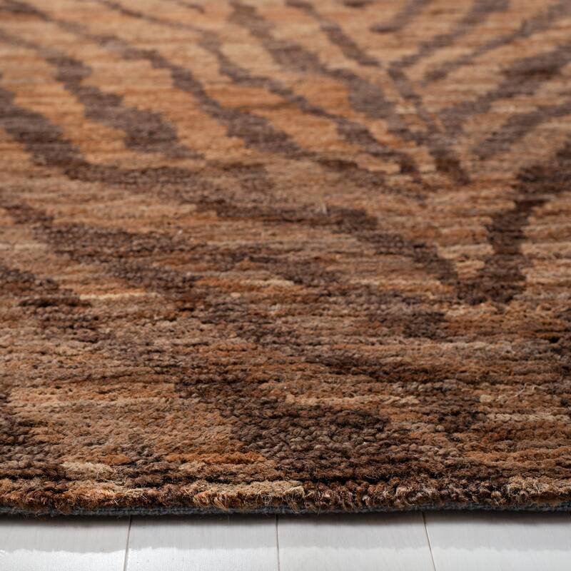SAFAVIEH Hand-knotted Bohemian Nasrine Boho Jute Rug