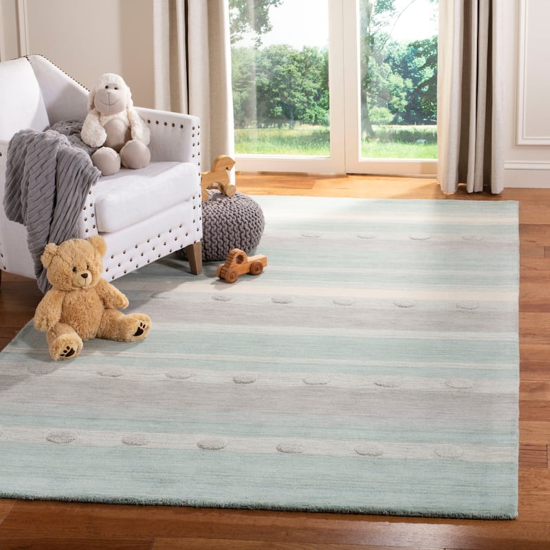 SAFAVIEH Handmade Kids Sandugash Wool Rug - 4'  x  6' - Aqua/Ivory - Rectangle