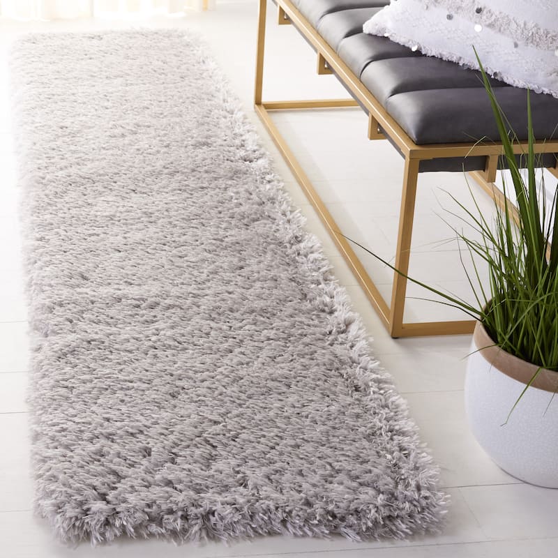 SAFAVIEH Flokati Shag Wynne 2.75-inch Thick Rug