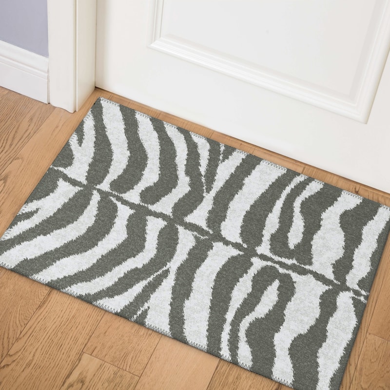 Addison Indoor/ Outdoor Safari Zebra Animal Print Washable Area Rug - 1'8" x 2'6" - Grey