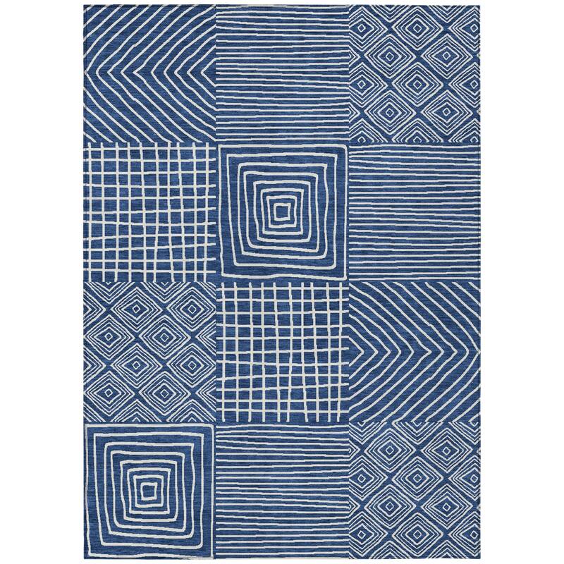 HomeRoots Geometric Transitional Rectangle Outdoor Rug