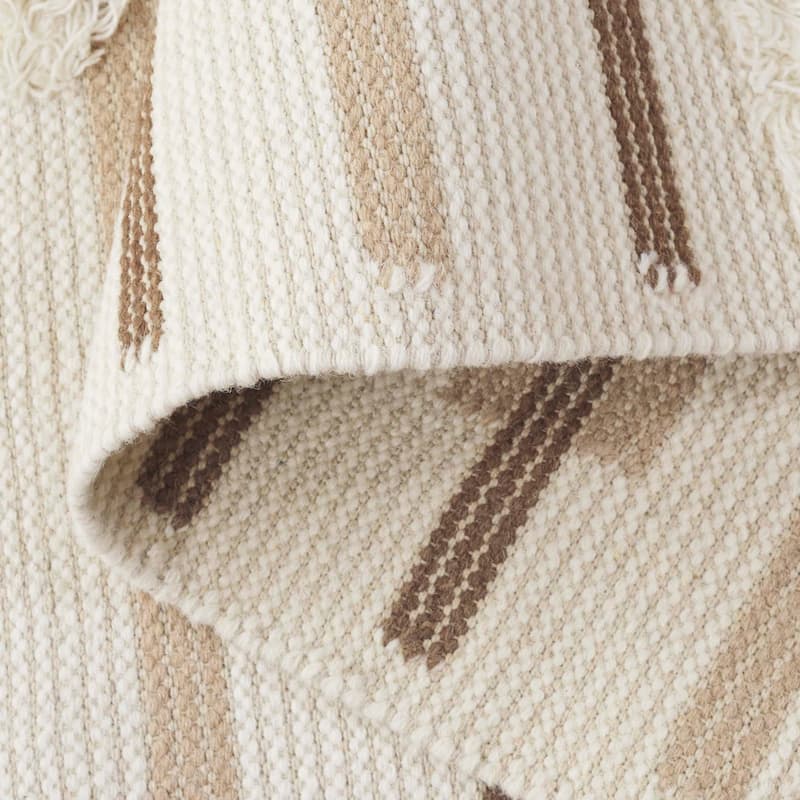 SAFAVIEH Handmade Kenya Herta Striped Wool Rug