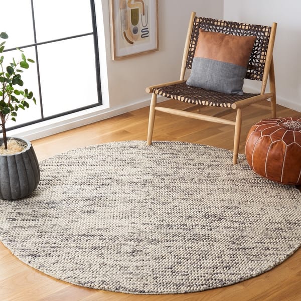 slide 2 of 9, SAFAVIEH Handmade Natura Imkje New Zealand Wool Rug