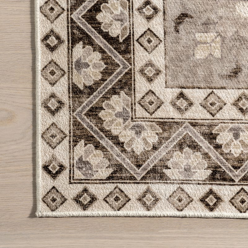 Clovebud Geometric Machine Washable Area Rug