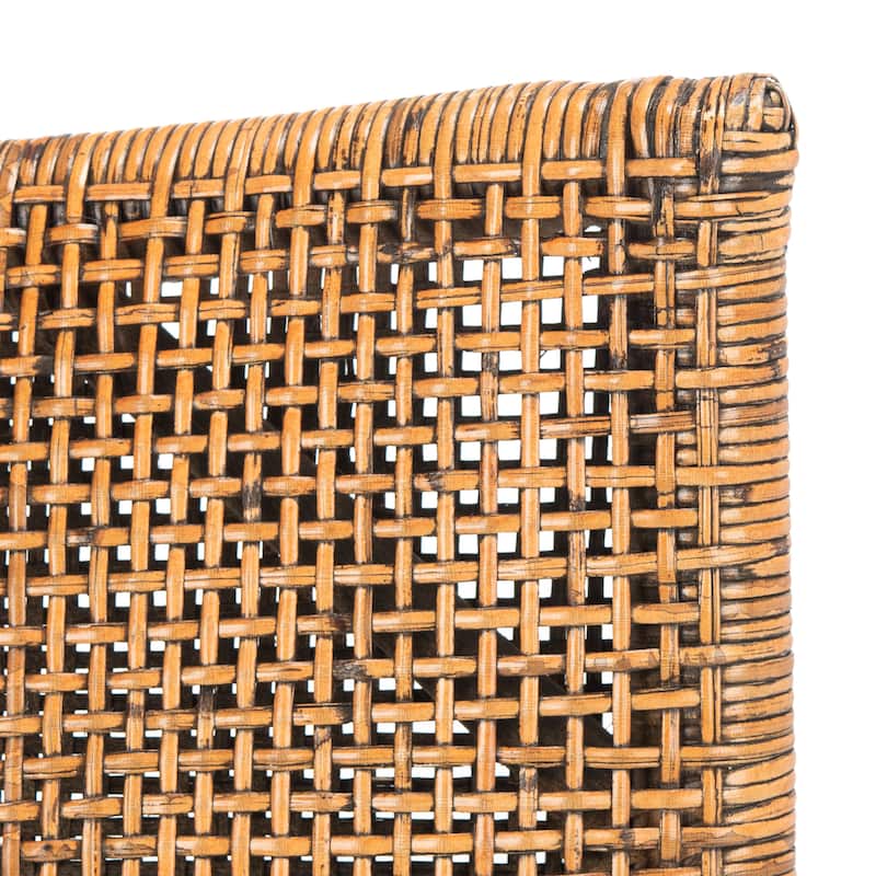 SAFAVIEH Azrielle Coastal Rattan Cushion Chair - 22" W x 24" L x 37" H - 22"W x 24"D x 37"H