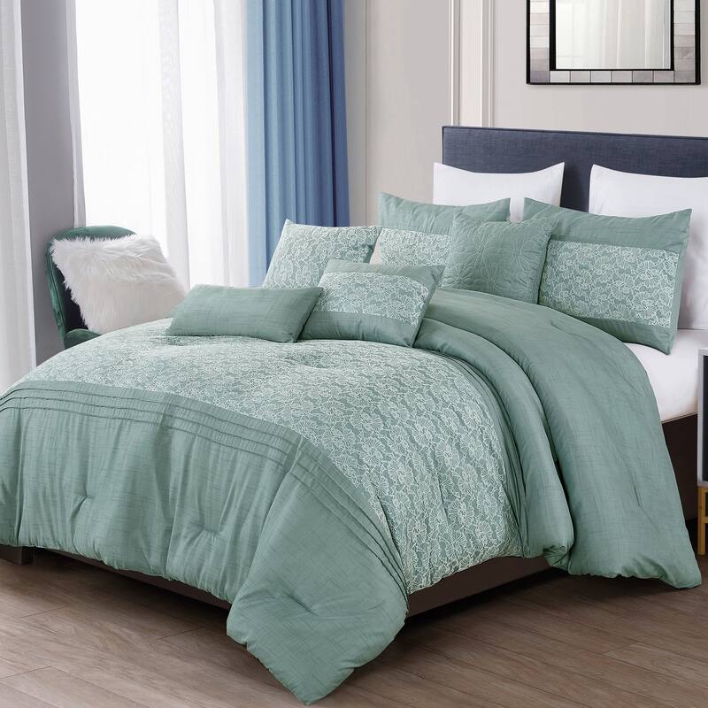Brenda Luxury 7 Piece Comforter set