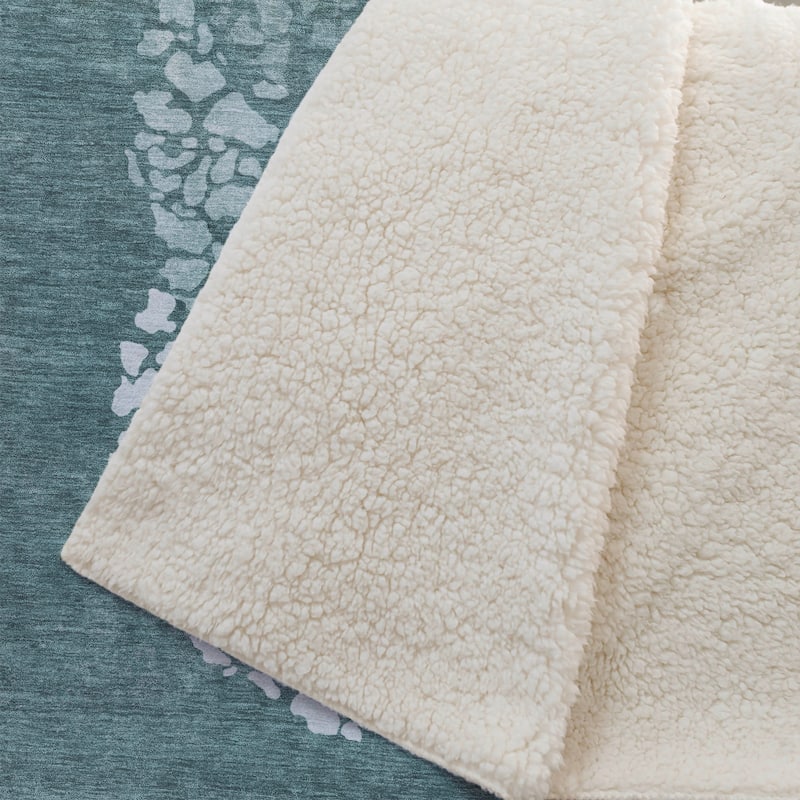 Premium Machine Washable Modern Mosaic Sherpa Throw Blanket