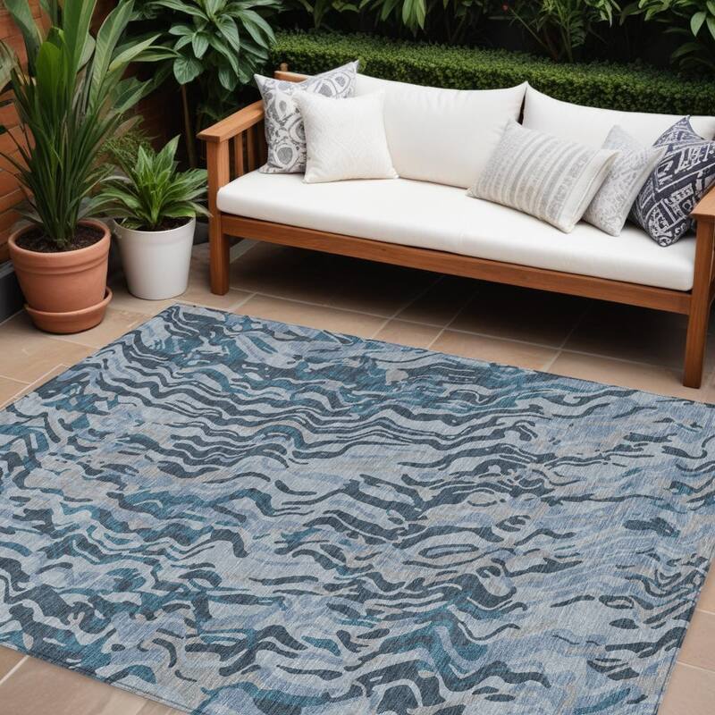 HomeRoots Abstract Transitional Rectangle Outdoor Rug - 8' X 10'