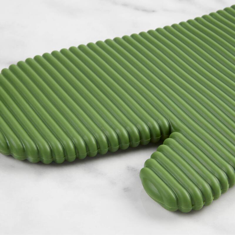 KitchenAid Ribbed Soft Silicone Oven Mitt 2-Pack Set, 7.5"x13"