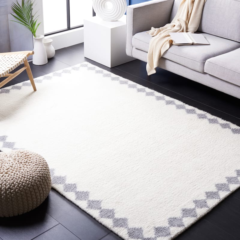 SAFAVIEH Handmade Vermont Tiffani New Zealand Wool Rug