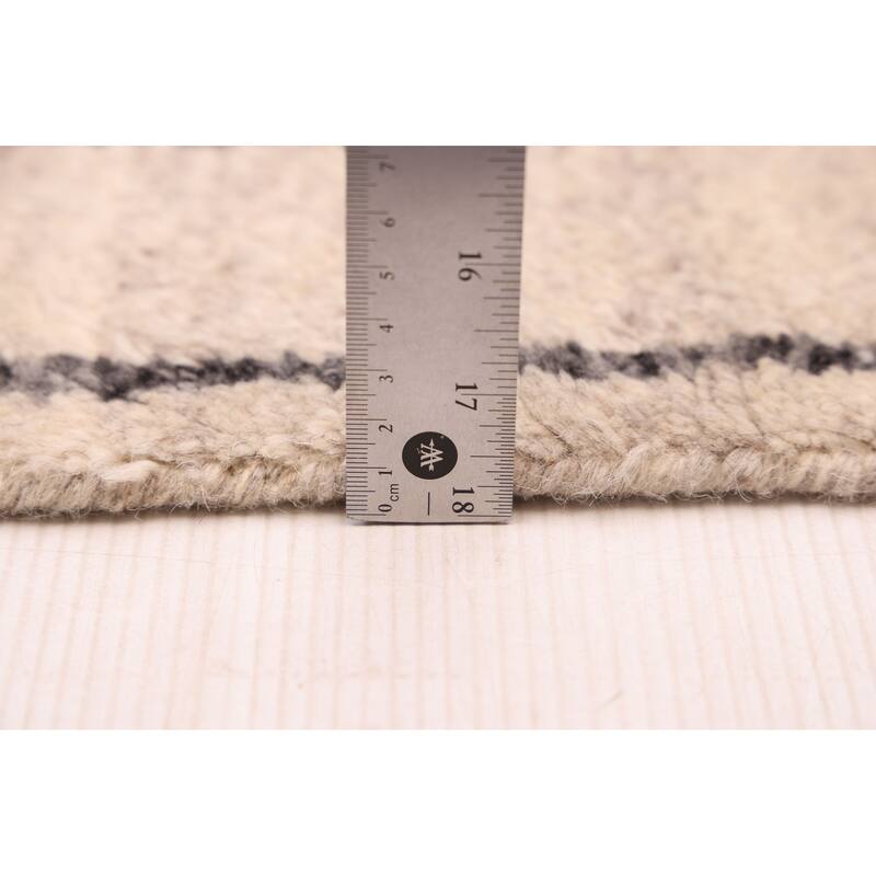 ECARPETGALLERY Hand-knotted Tangier Light Khaki Wool Rug - 5'4 x 7'7