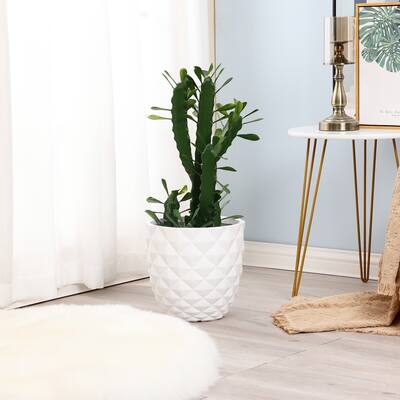 White MgO Indoor or Outdoor Diamond Round Planter