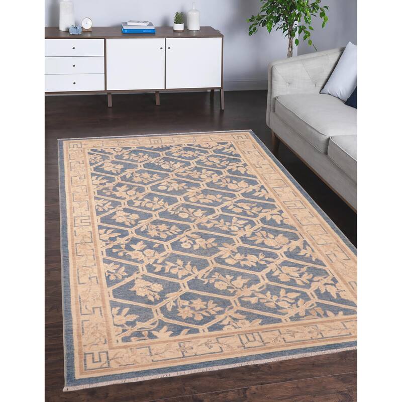 Hexagonal Trellis Floral Hand-Knotted Wool Area Rug