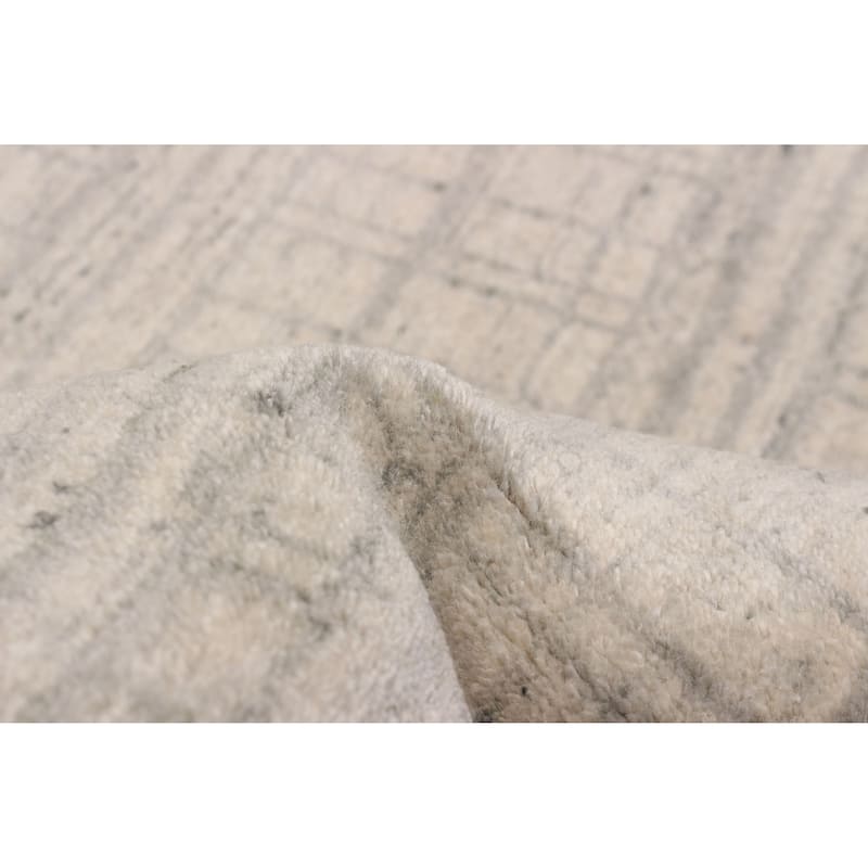 ECARPETGALLERY Hand Loomed Kashkuli Gabbeh Light Grey Wool Rug - 5'9 x 7'9