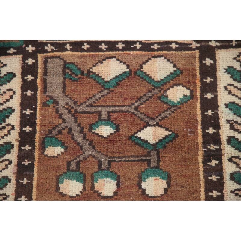 Distressed Bakhtiari Persian Vintage Area Rug Handmade Wool Carpet - 6'8"x 9'9"