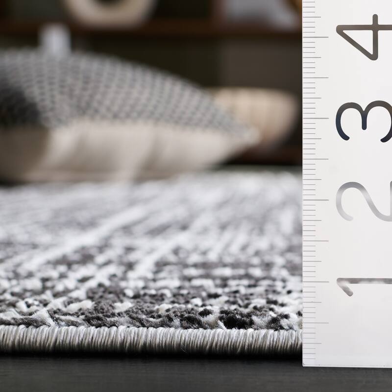 SAFAVIEH Mila Adelmira Modern & Contemporary Rug