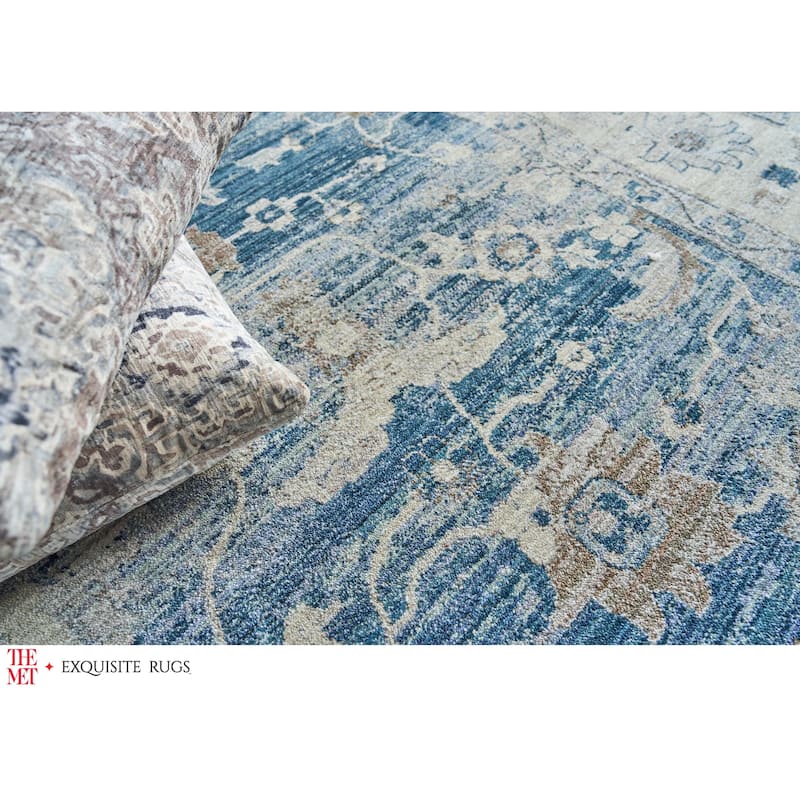 The Met X Exquisite Rugs Vintage Looms Blue/Beige Area Rug.