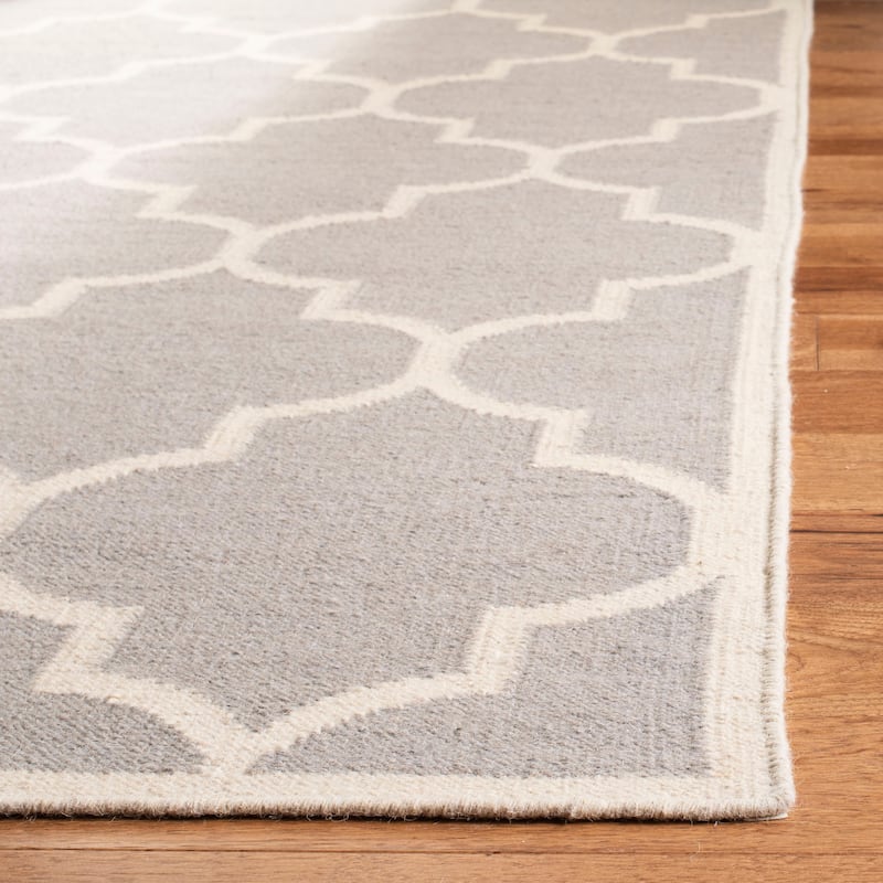 SAFAVIEH Handmade Flatweave Dhurries Anniina Modern Moroccan Wool Rug