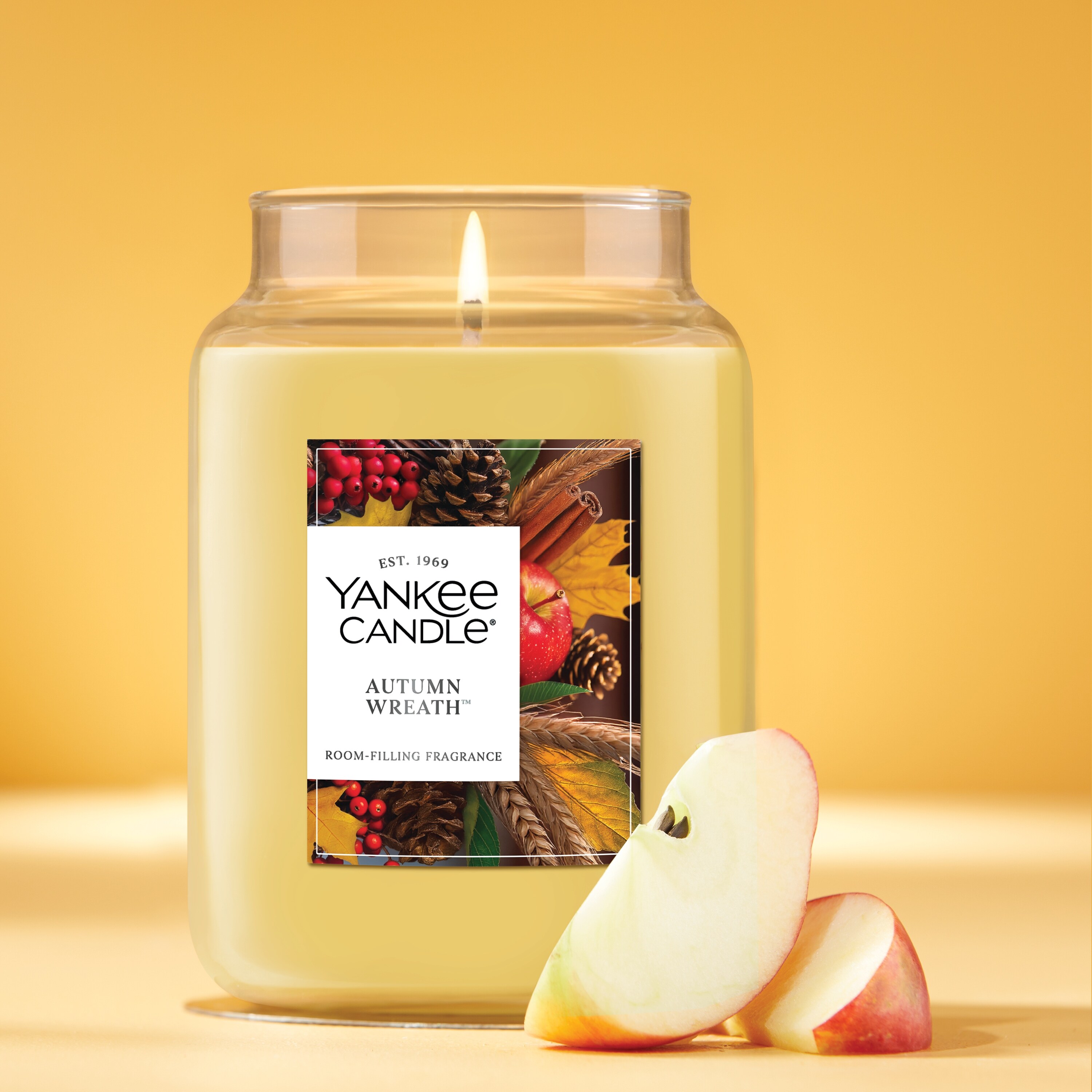 Yankee Candle Autumn Wreath Original Large Jar Scented Candles, 22 oz - 22 Oz - Bed Bath & Beyond