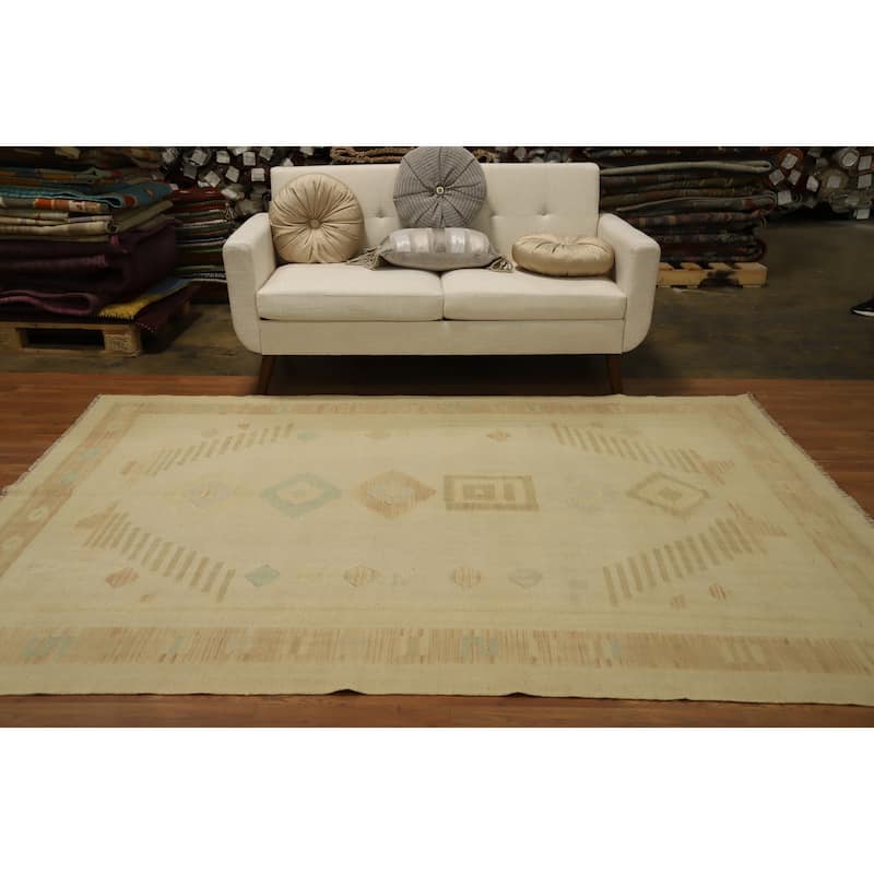 Hand Woven Oriental 100% Wool Carpet Southwestern Tribal Beige & Ivories Kilim Area Rug - 8' 5'' X 5' 11''
