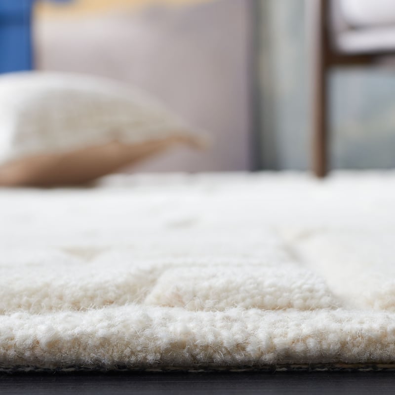 SAFAVIEH Handmade Manhattan Falak Modern Wool Rug