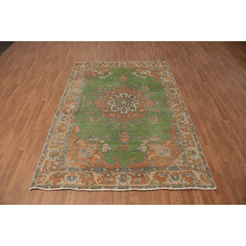 Hand Knotted Oriental 100% Wool Carpet Traditional Floral Green Tabriz Area Rug - 9' 1'' X 6' 8''