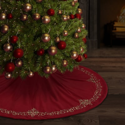 J. Queen New York Noelle Christmas Tree Skirt
