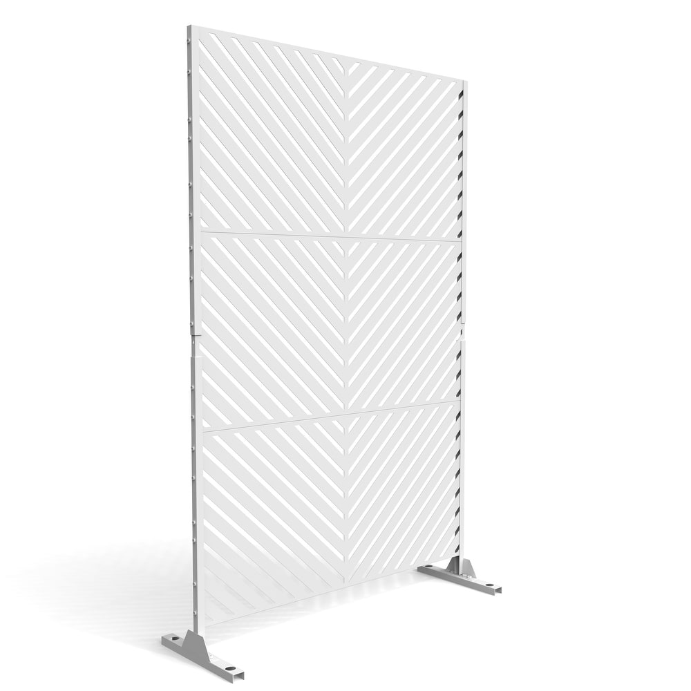 Outdoor Free Standing Metal Privacy Screen