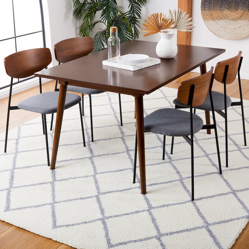 SAFAVIEH Handmade Vermont Carie New Zealand Wool Rug