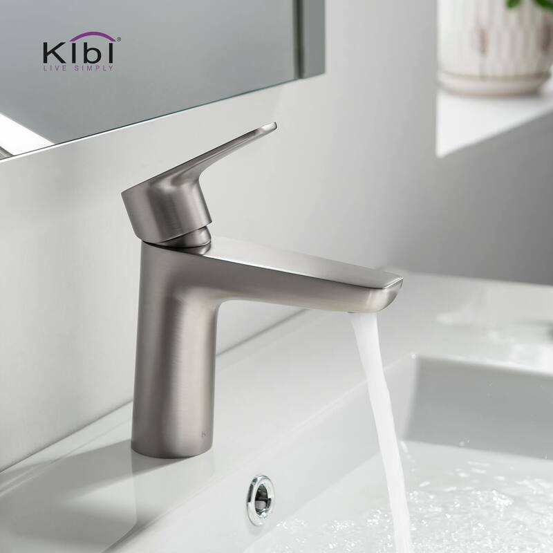Lead Free Solid Brass Single Handle Bathroom Vanity Sink Faucet with Water Hose