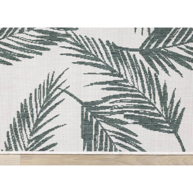Green Cream Reversible Leaves Indoor/Outdoor Area Rug