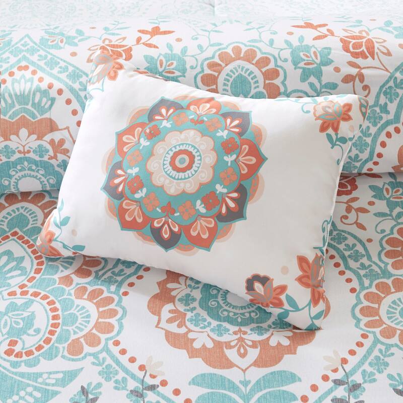 Intelligent Design Avery Boho Comforter Set with Bed Sheets