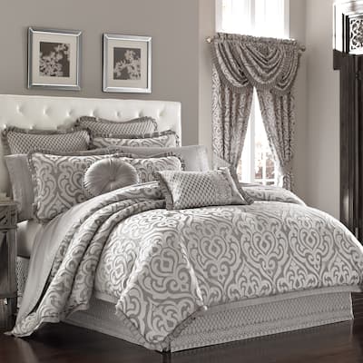 J. Queen New York Luxembourg 4-piece Silver Damask Comforter Set
