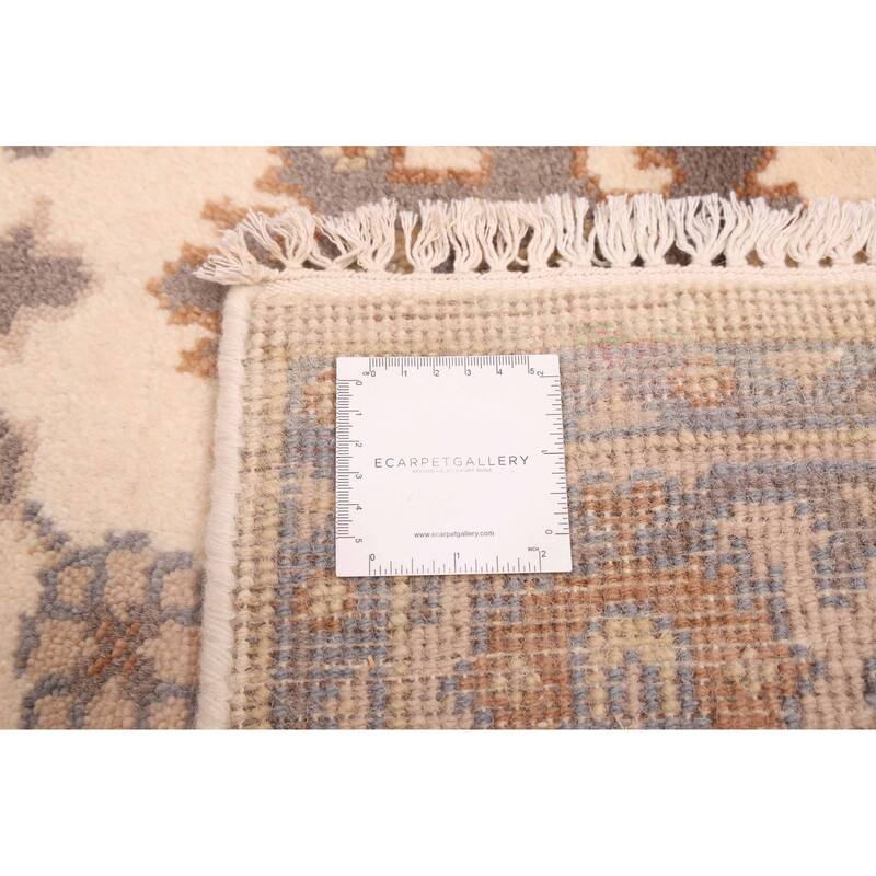 ECARPETGALLERY Hand-knotted Royal Oushak Ivory Wool Rug - 4'1 x 5'11