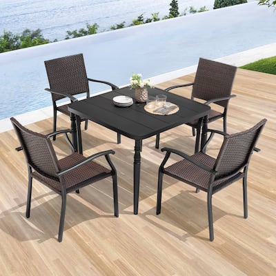 Outdoor 5-Piece Metal Wicker Dining Set with 1.6'' Umbrella Hole, Black