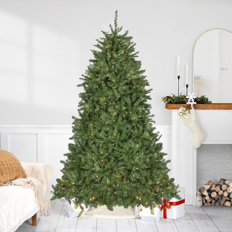 7.5' Pre-Lit Rockwood Pine Artificial Christmas Tree, Clear LED Lights - 7.5 Foot