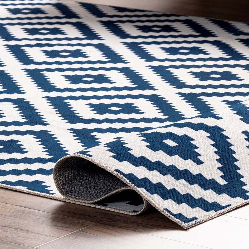 Nuloom Kellee SpinClean Machine Washable Modern Diamonds Area Rug