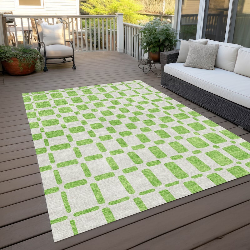 Machine Washable Indoor/ Outdoor Chantille Contemporary Geo Rug
