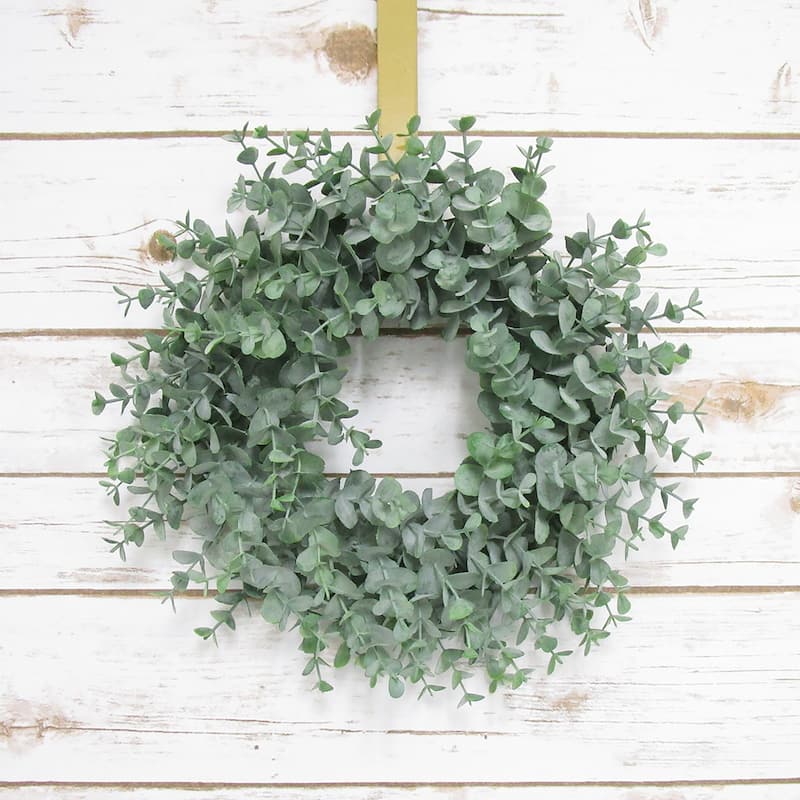 Young Frosted Green Artificial Eucalyptus Leaf Foliage Greenery Wreath 12in