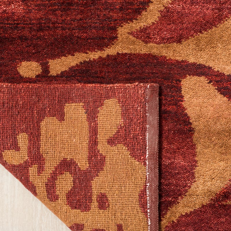 SAFAVIEH Couture Hand-knotted Tibetan Soniya Modern Wool Rug