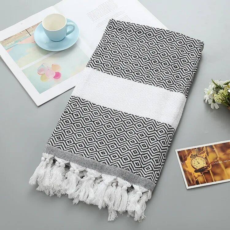 STP Goods Rombus Beach Cotton Blanket w/ Fringe - Black/White