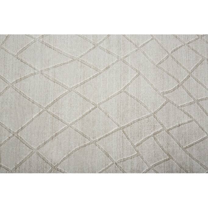 Vekoy Traditional Woven Area Rug By HomeRoots - 2' x 3'