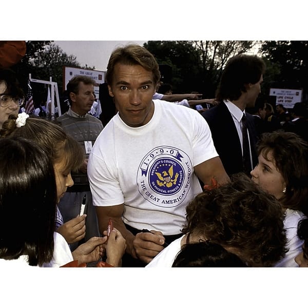 Arnold Schwarzenegger signing autographs Photo Print Bed Bath
