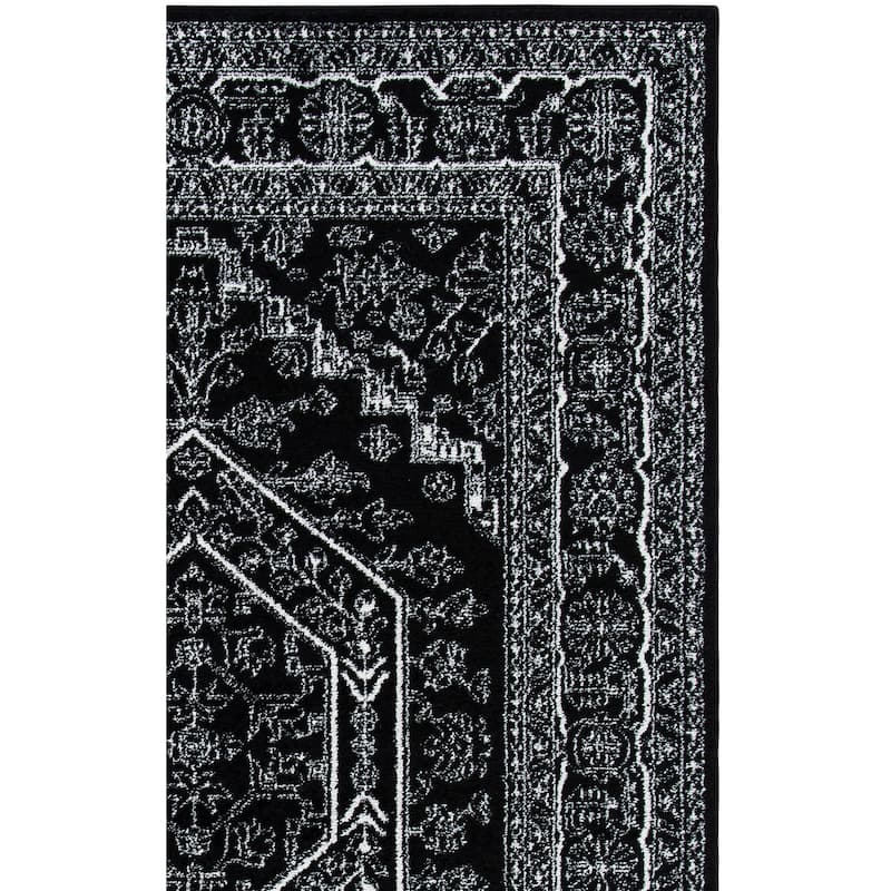 SAFAVIEH Adirondack Sian Rustic Oriental Medallion Rug