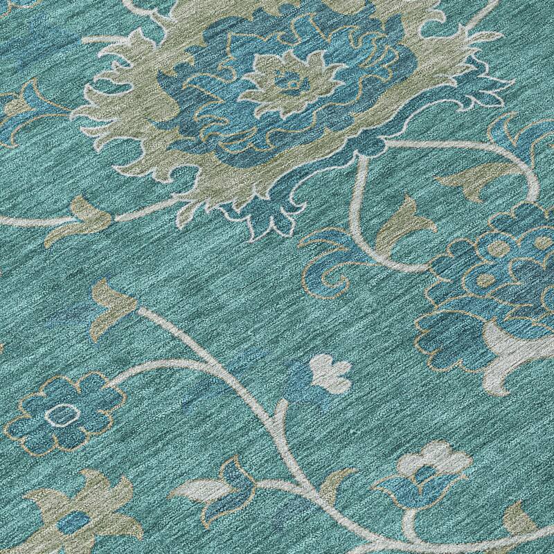 Machine Washable Indoor/ Outdoor Traditional Luna Chantille Rug